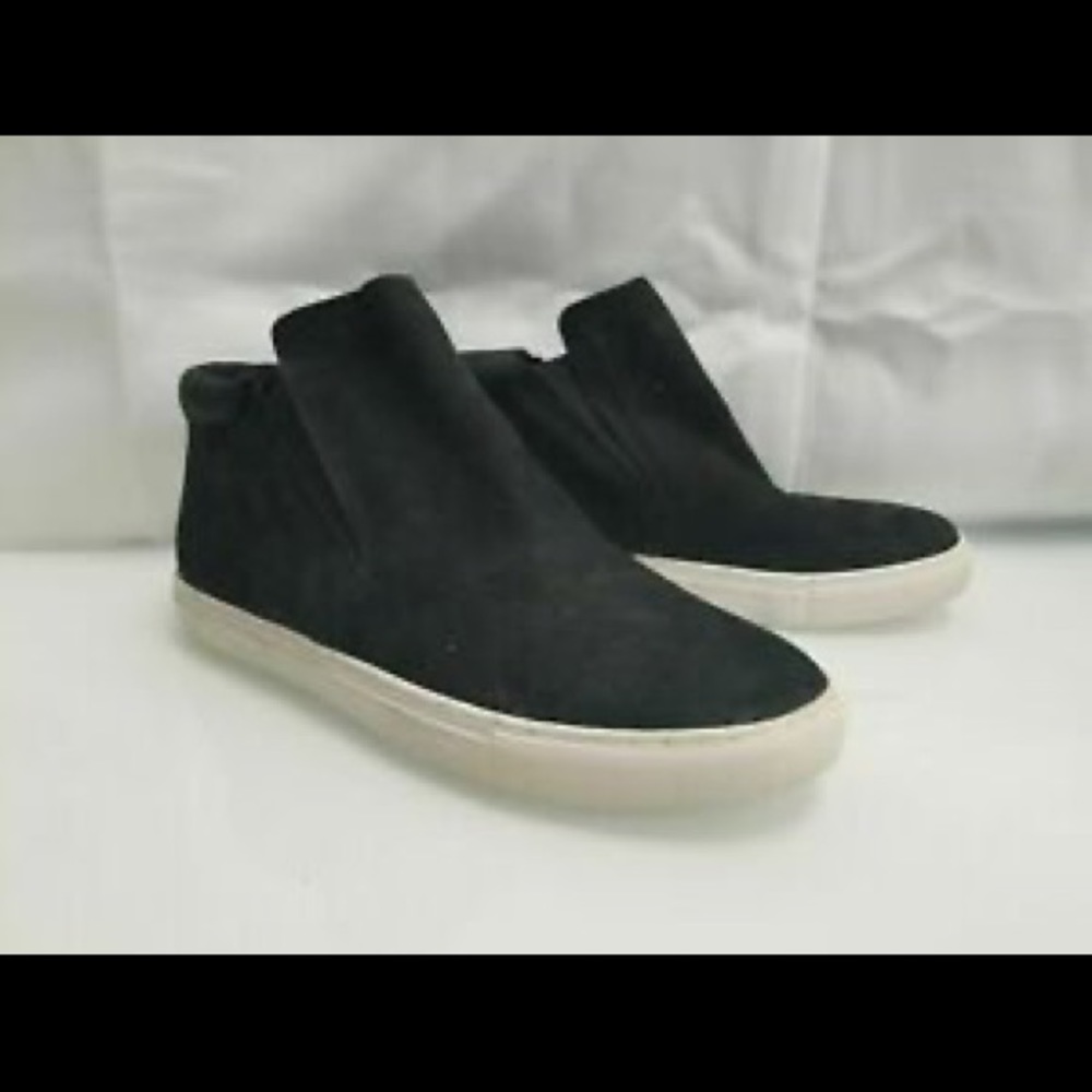 KENNETH COLE Black Leather Kieran Ankle Booties
